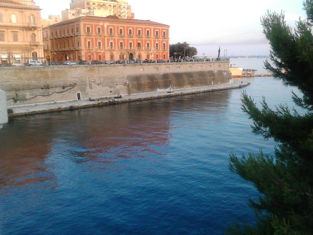 B&B Il Tulipano Taranto Exterior foto